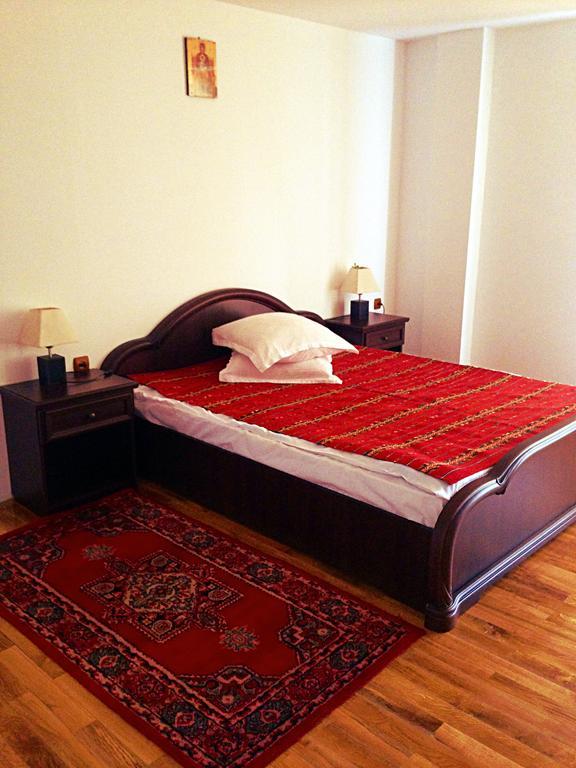 Casa Renti Hotel Novaci-Straini Room photo